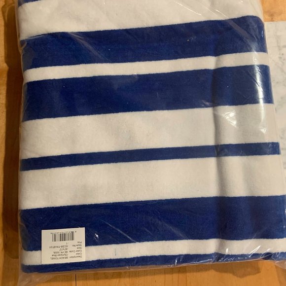 ⭐️👙40" x 72" Welspun Beach Towel Blue/White - Picture 1 of 3